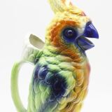 Parrot carafe in dabbling