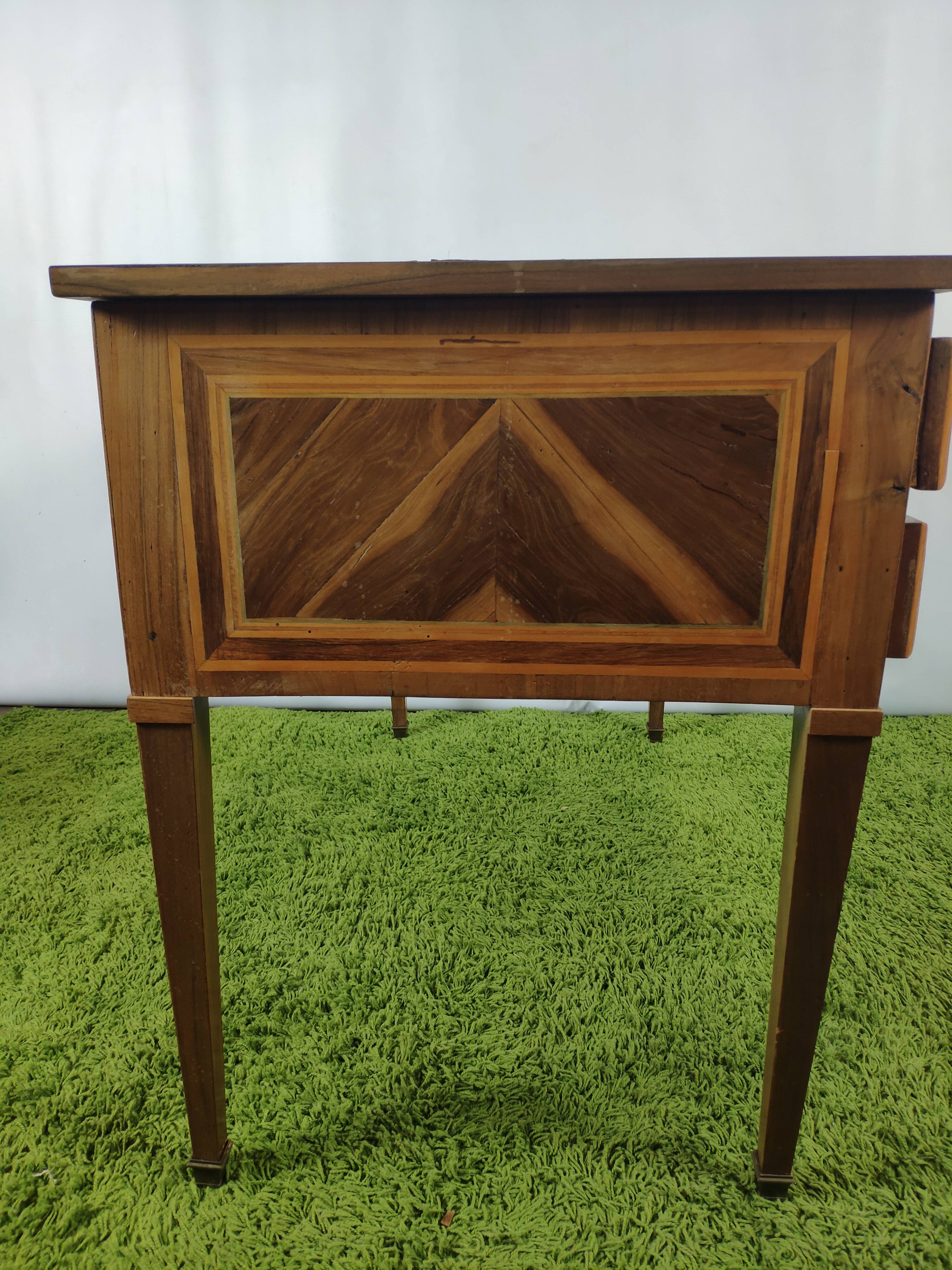 Louis XVI office desk