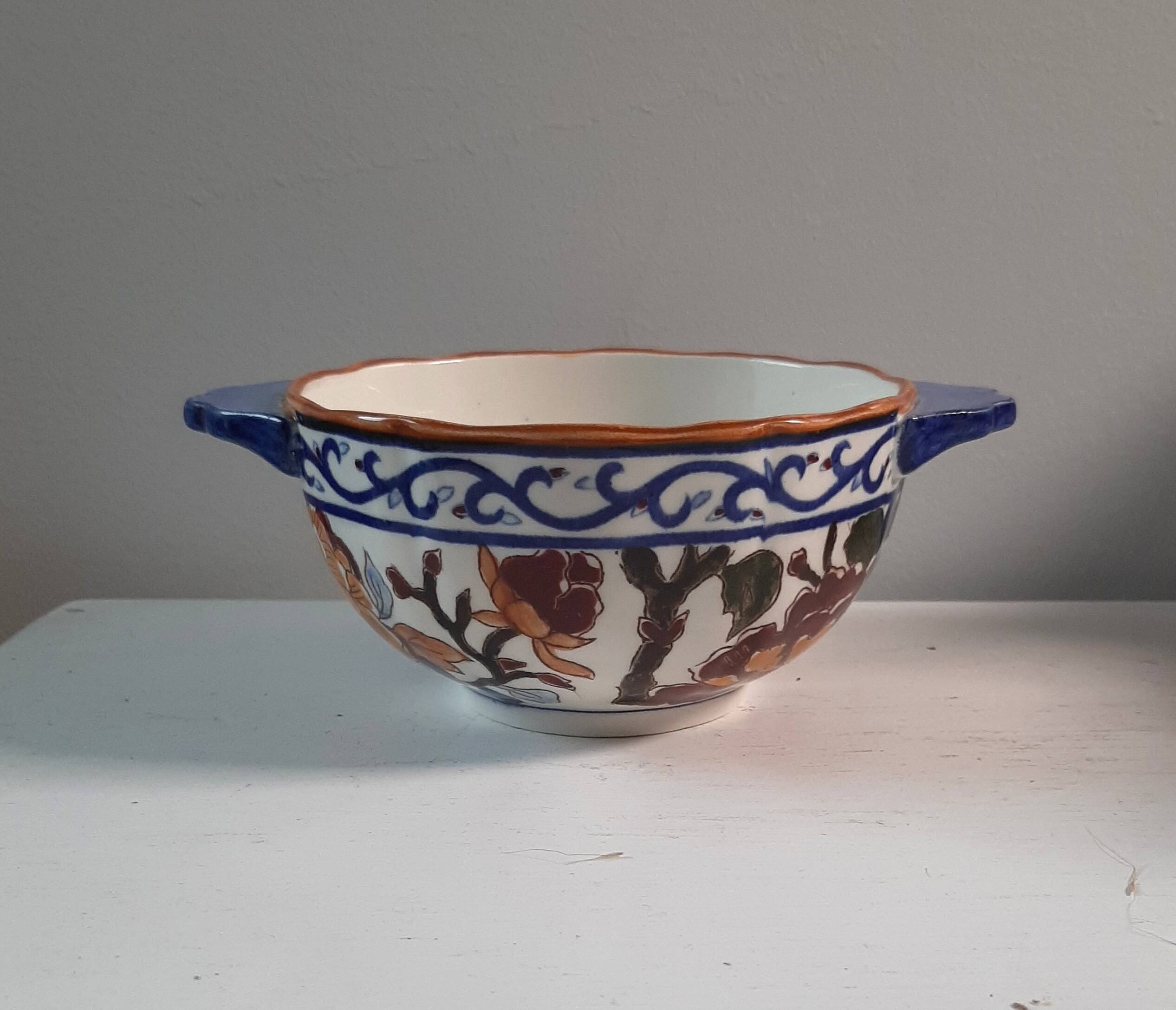 Gien earthenware bowl with peony decoration