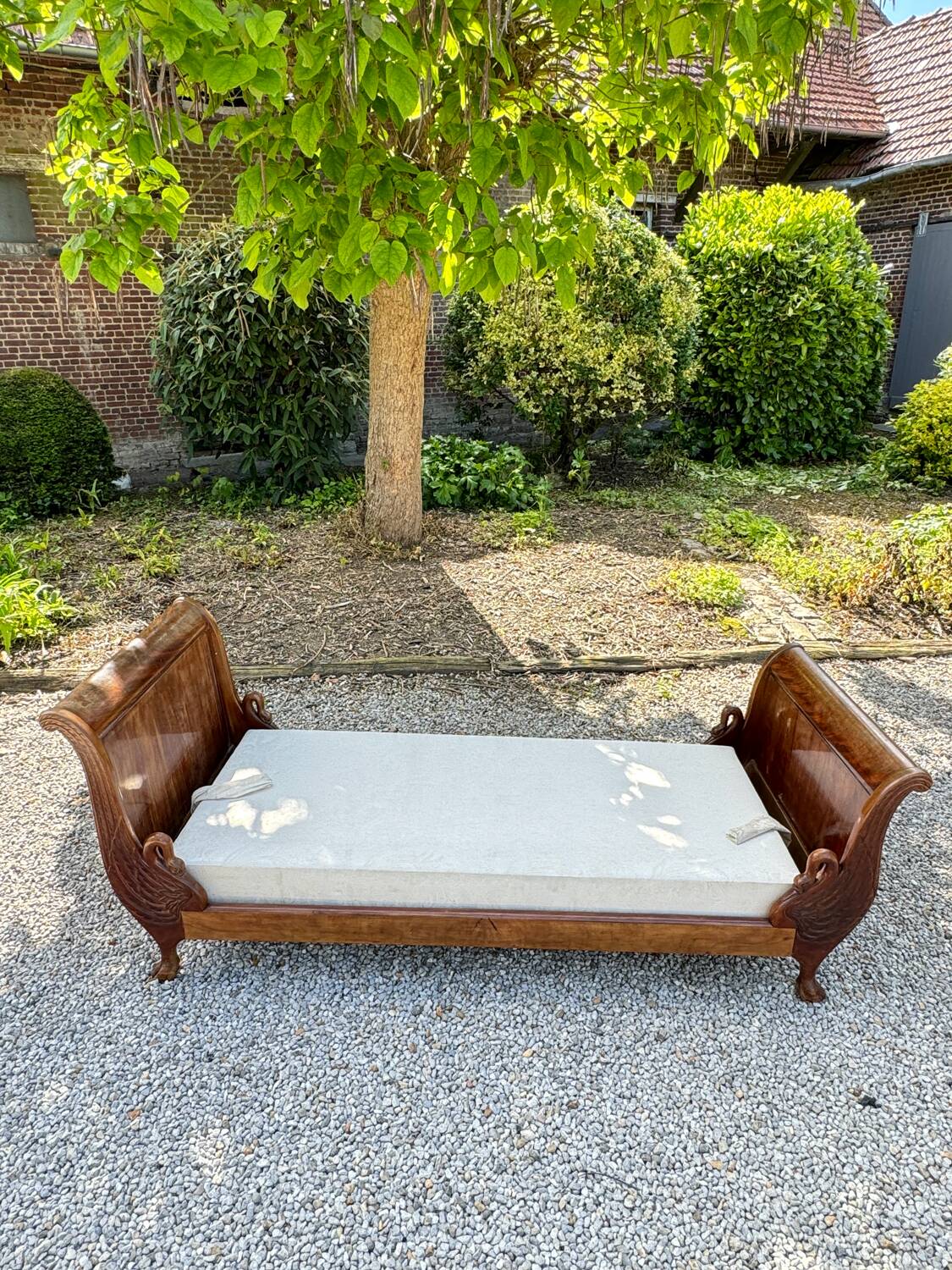 Bench, Rest Bed In Mahogany With Swan Neck Empire Style XIX Eme Century