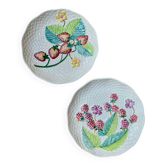 Lot de deux assiettes/plats en barbotine