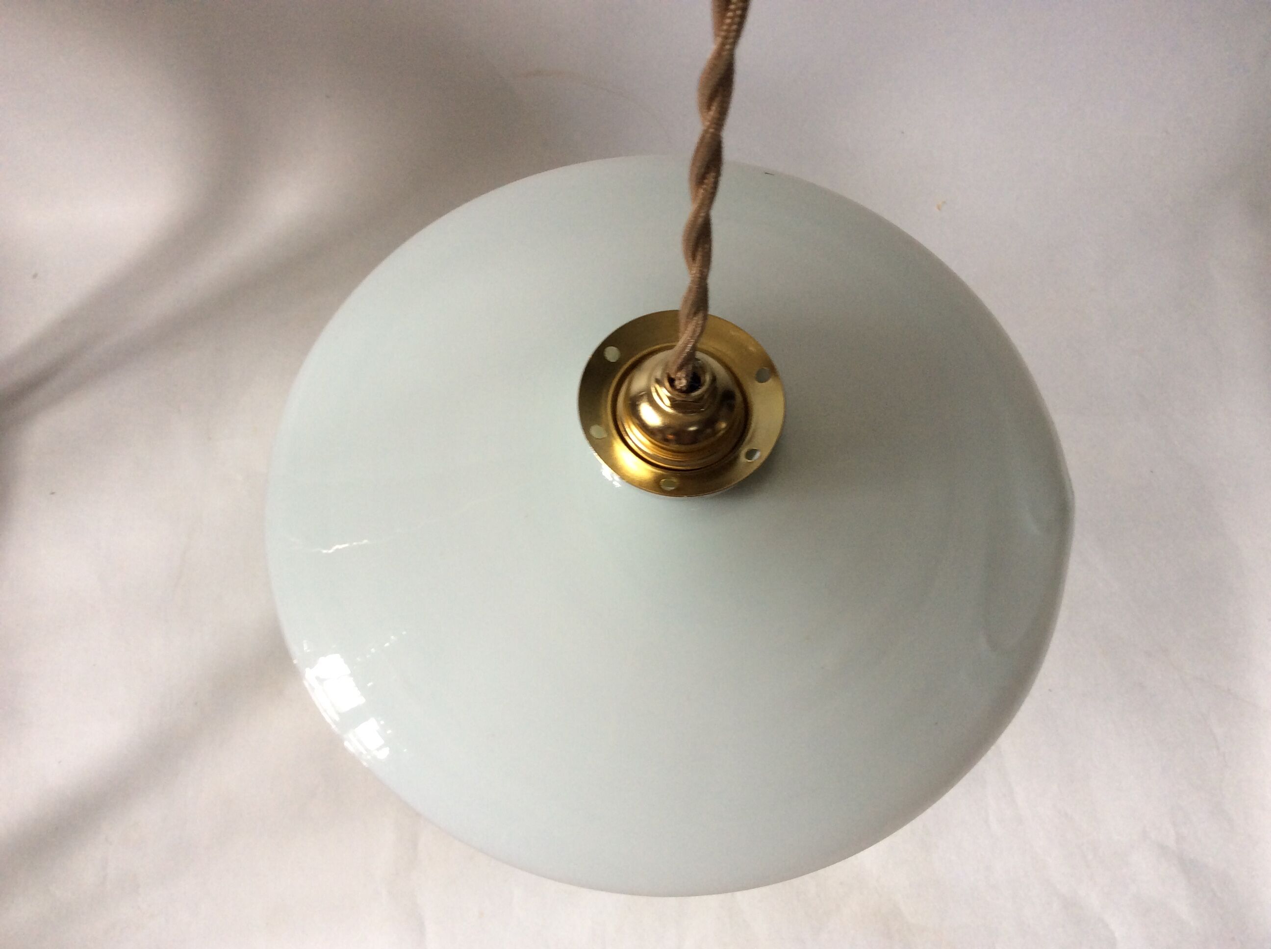 Vintage opaline suspension