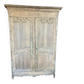 Armoire ancienne ,deux portes,  en chêne décapée, Style Louis XV