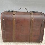 Decorative poplar suitcase with 2 clasps
