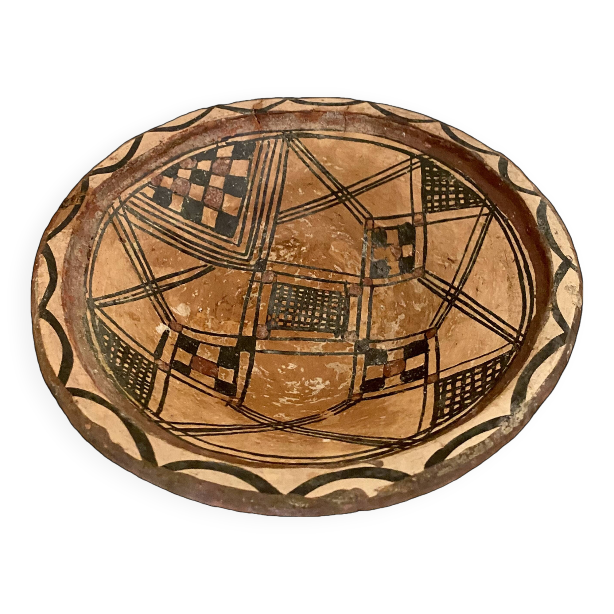 Kabyle dish in painted terracotta