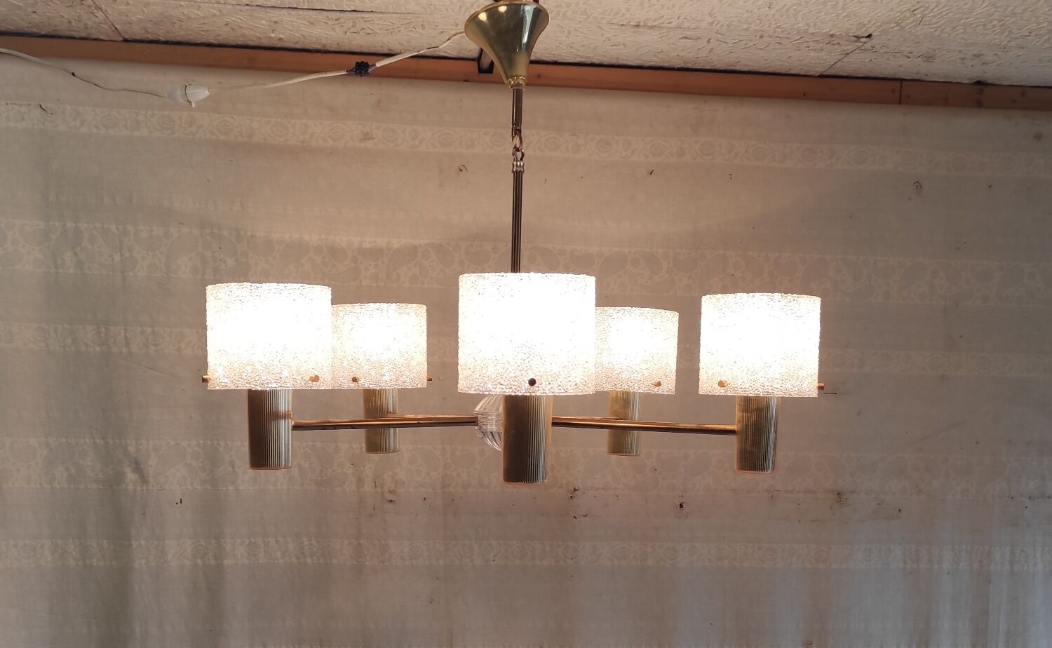 Brass and perspex chandelier with 5 lights - 1960s/70s