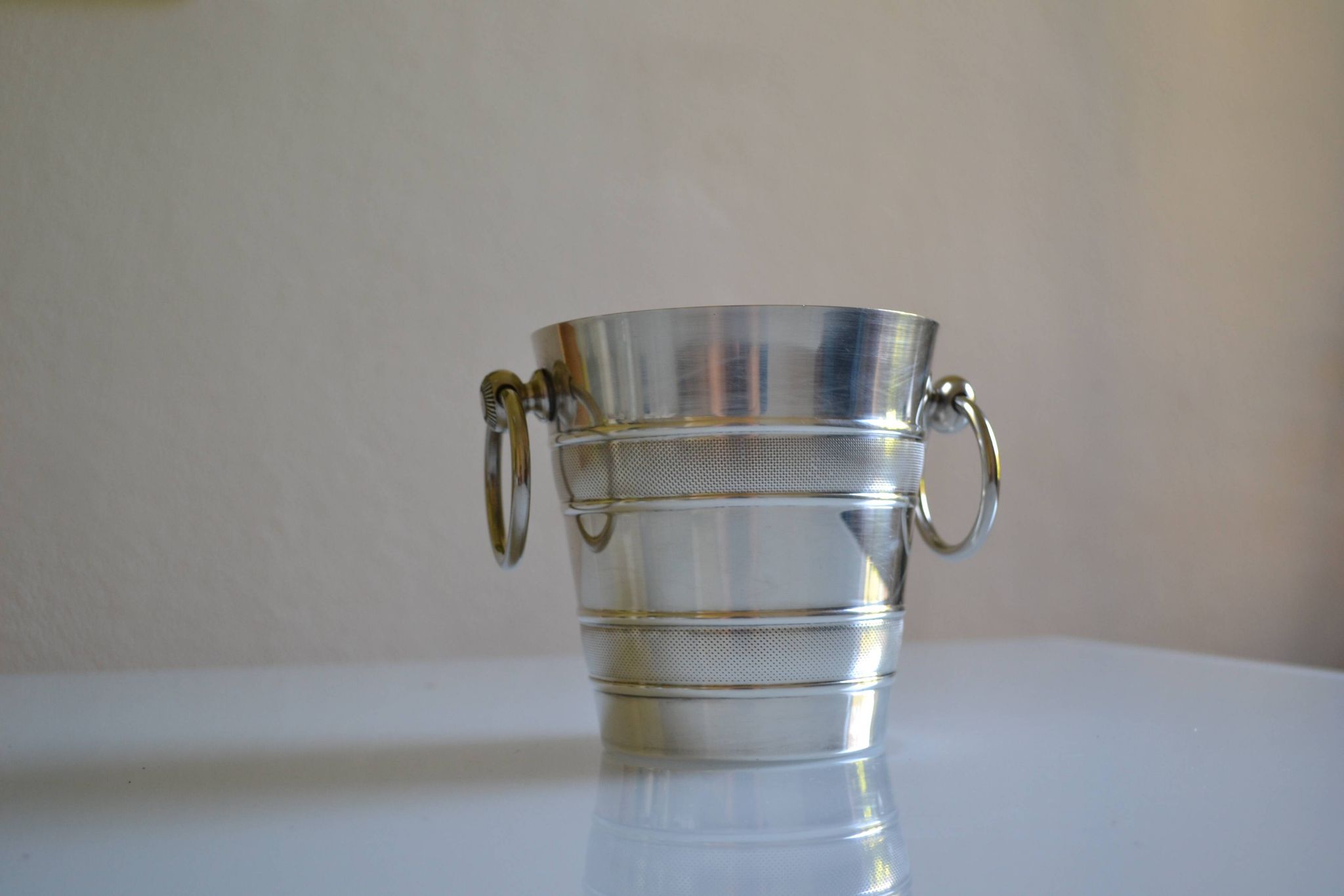 Seau à glace vintage en métal argenté