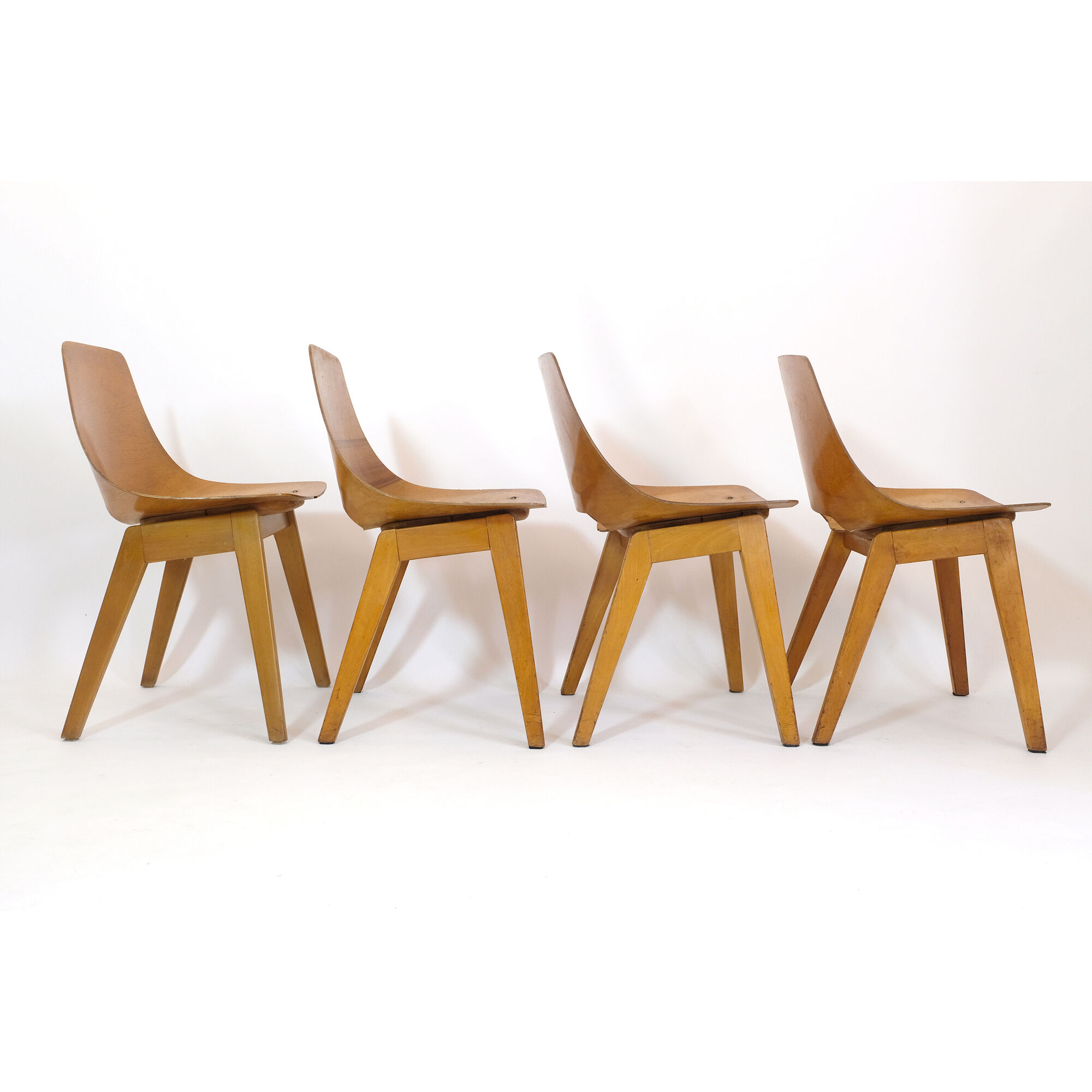 Set of 4 barrel chairs, wooden base, Pierre Guariche, Steiner, 1950s.