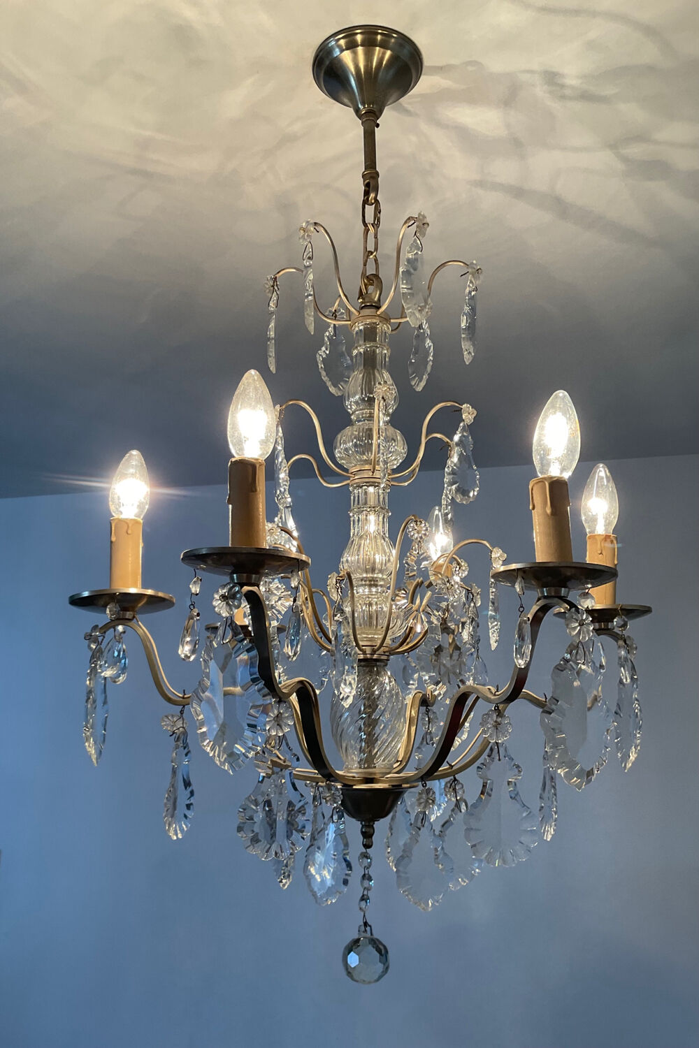 Girandole chandelier with crystal drops from the 60s and 70s