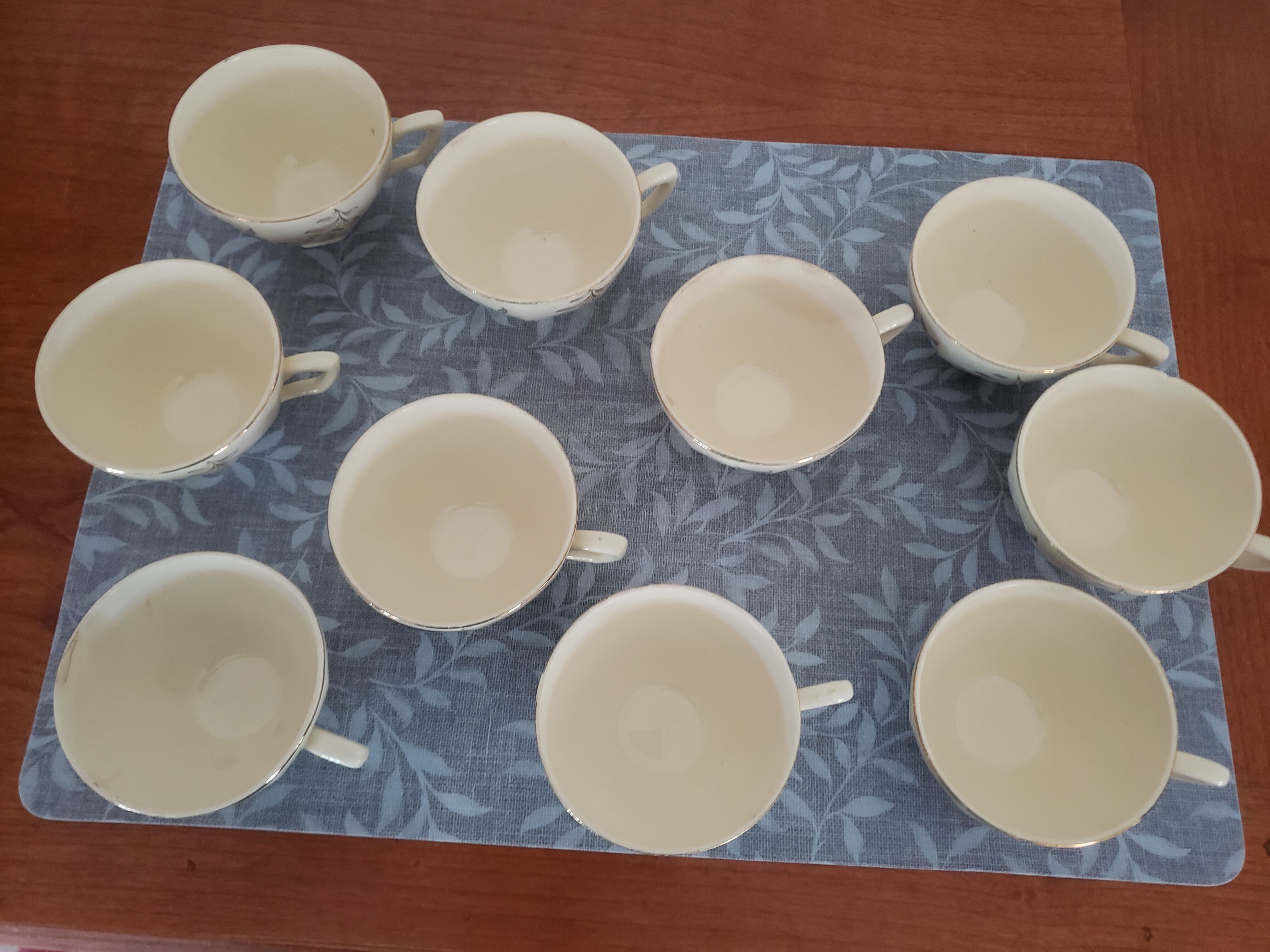 Porcelain coffee cups
