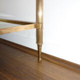 Table d’appoint en bronze et laiton