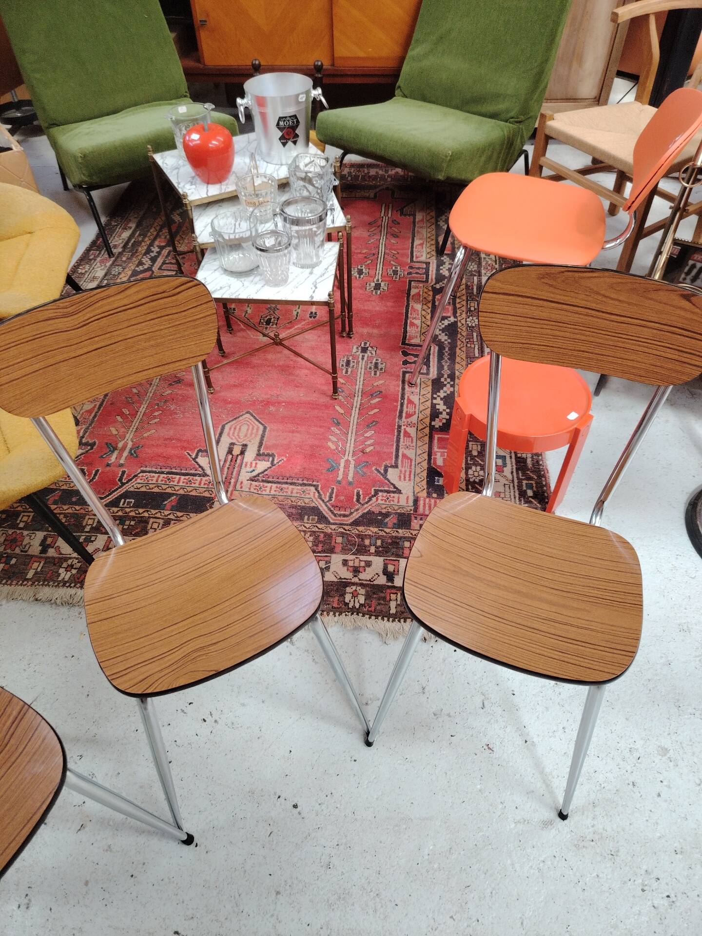 Set of 4 chairs in wood-effect Formica and chrome metal - 1970