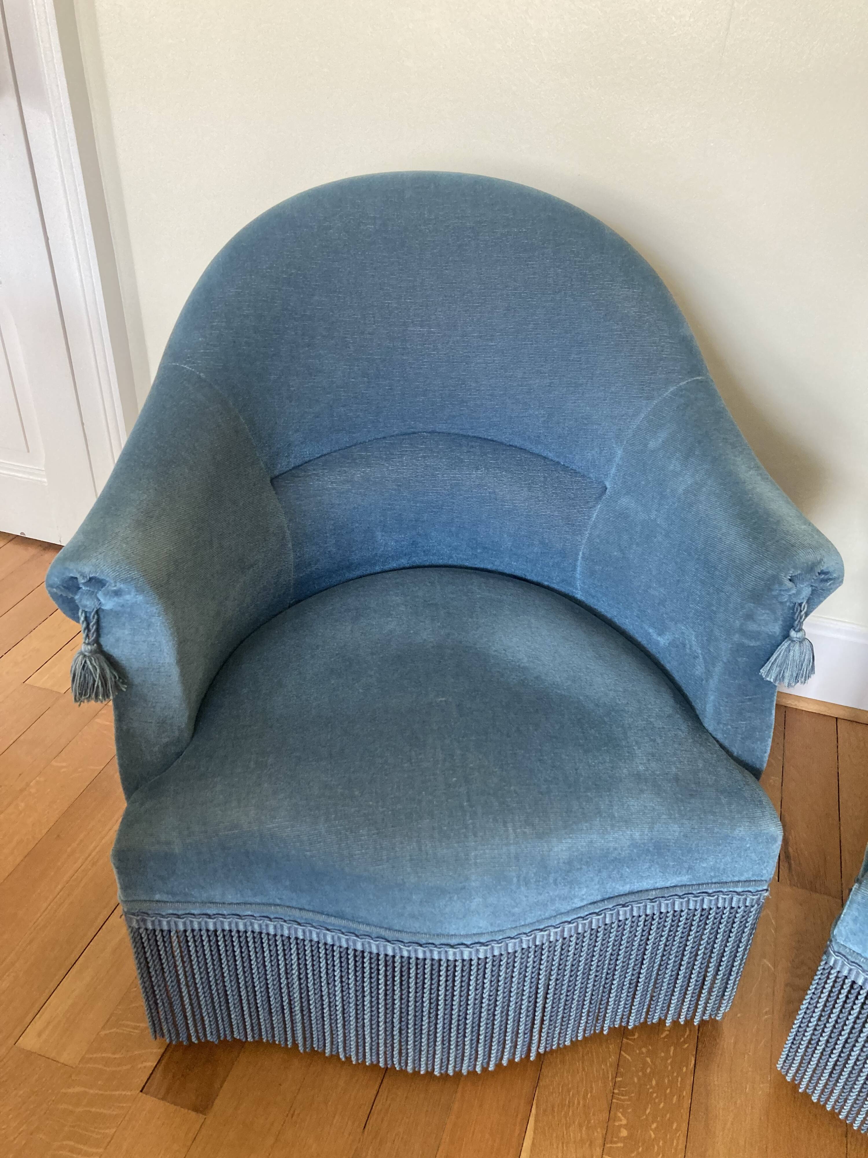 Pair of blue velvet toad armchairs from the 60s