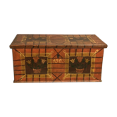 Fir chest with original painting-early twentieth