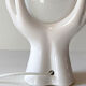 Lampe main ceramique globe opaline