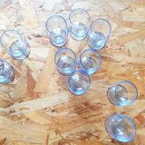Ensemble de 10 verres à liqueur en cristal teinté dans la masse