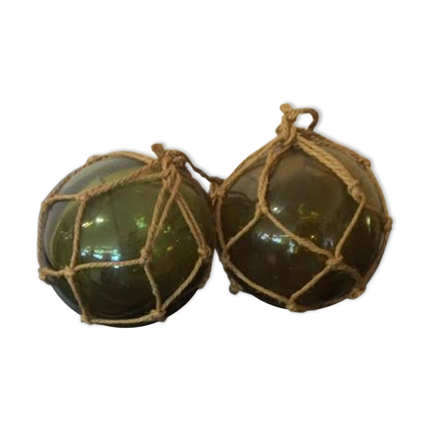 2 glass floats