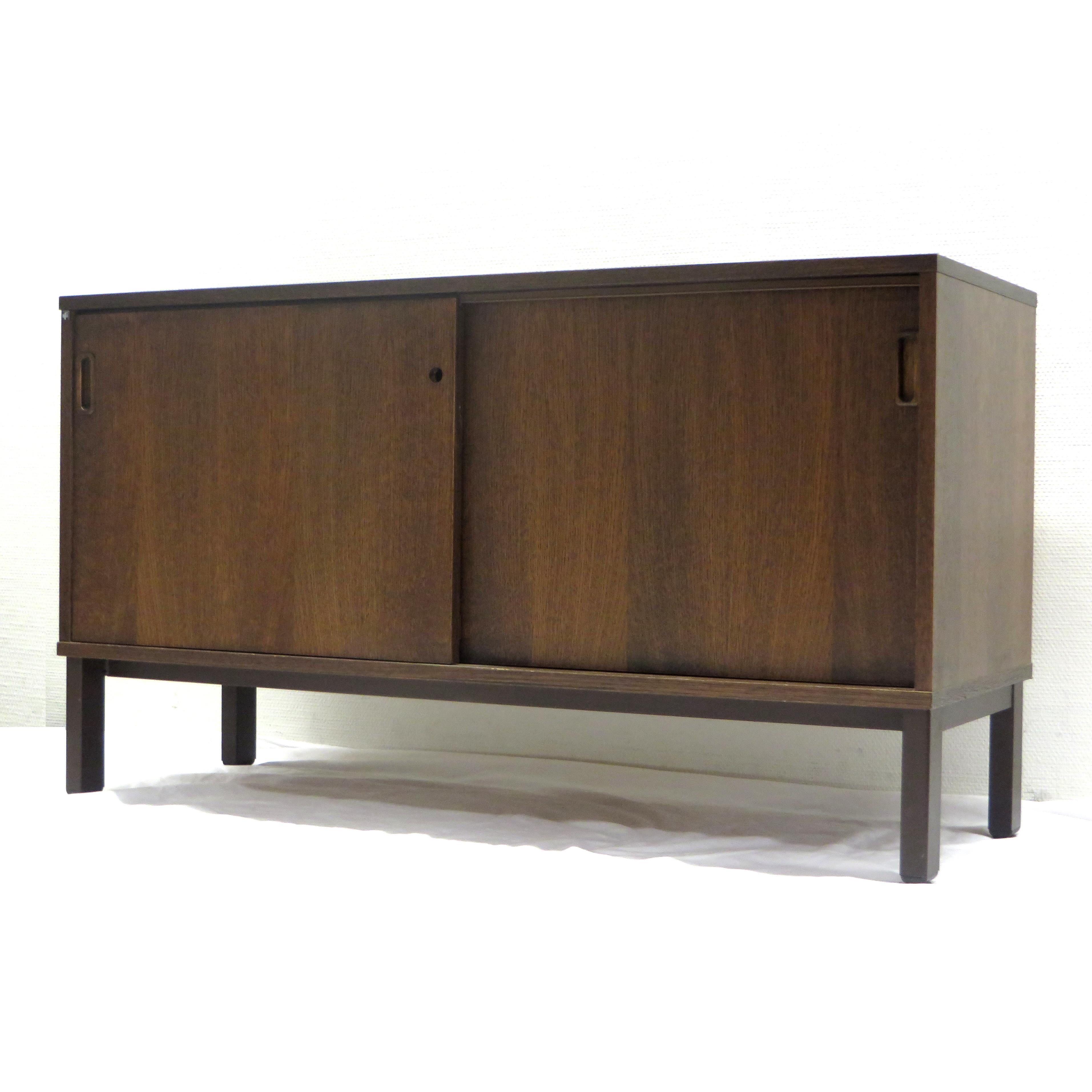 Sideboard  60