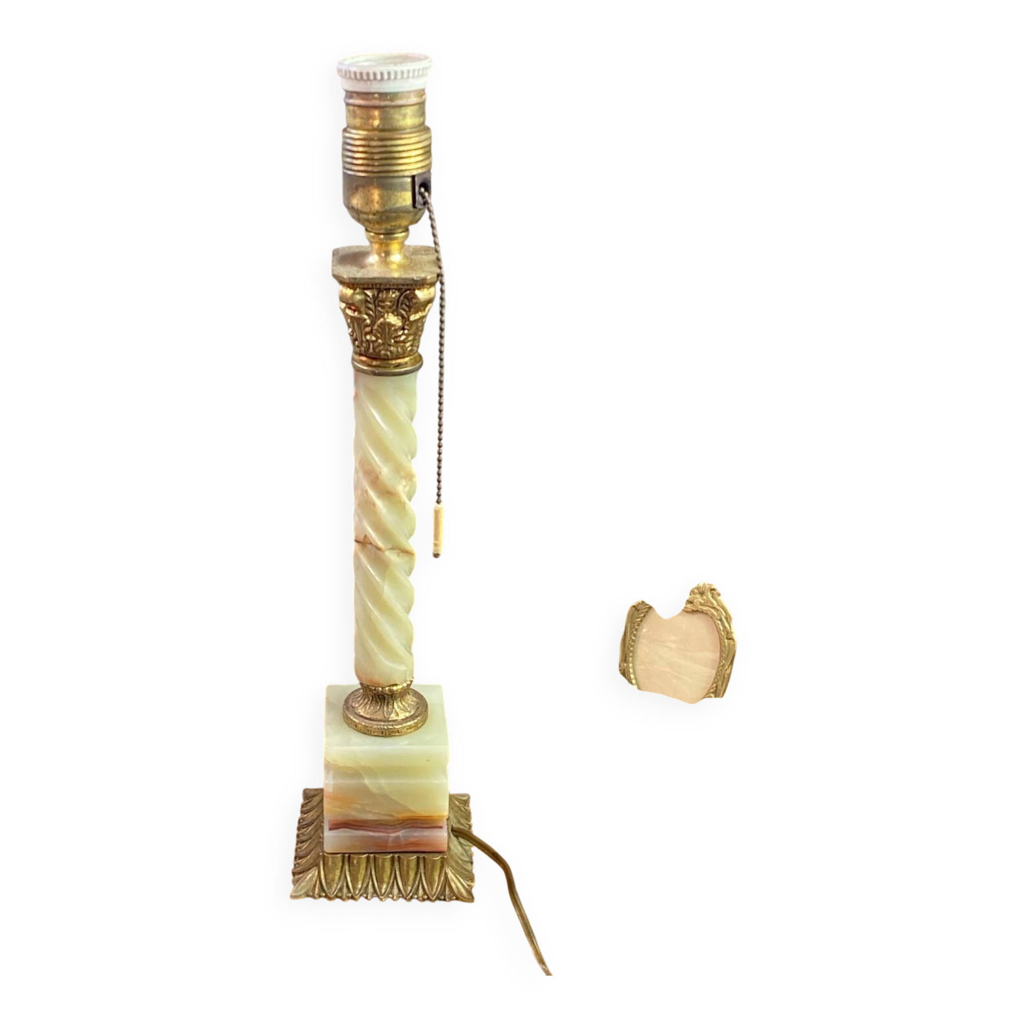 Twisted onyx and bronze lamp