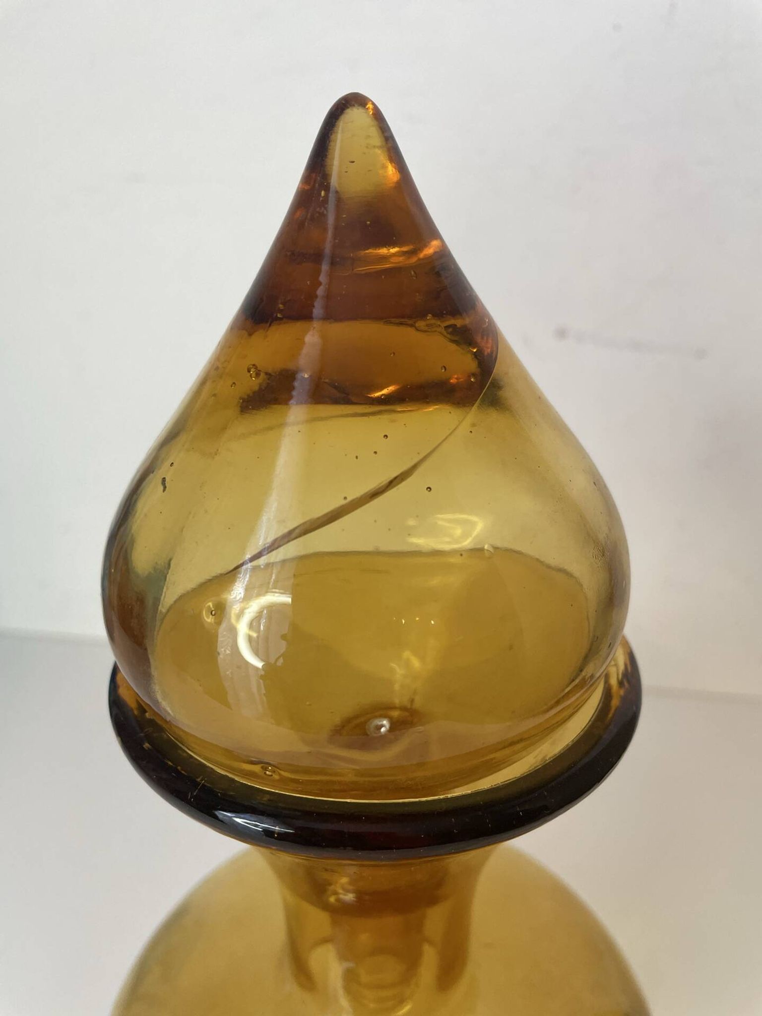 Italian carafe Empoli Fleur de Lys