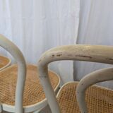 Ensemble de 6 chaises de salle à manger vintage de style Thonet : bois blanc et assise en cannage.