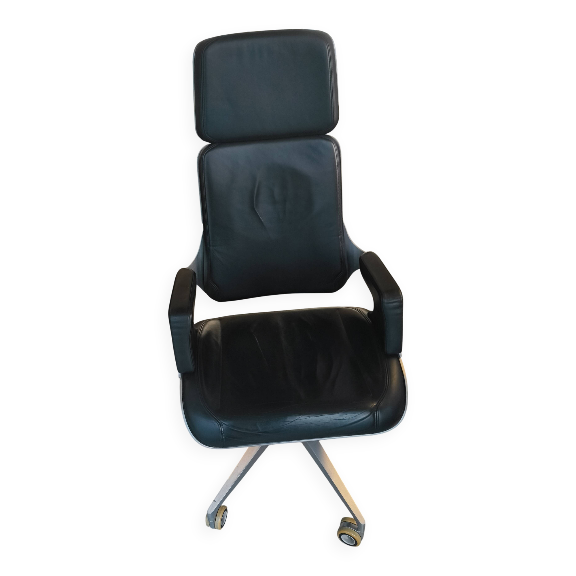 Black leather executive chair - silver interstuhl