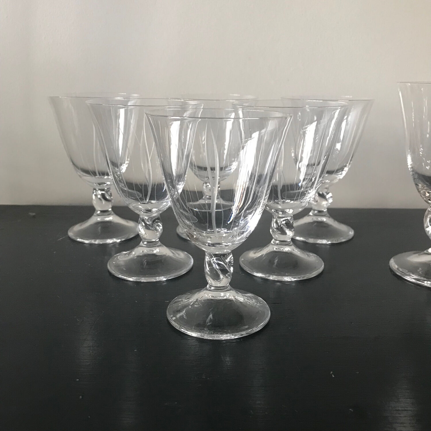6 daum wine glasses