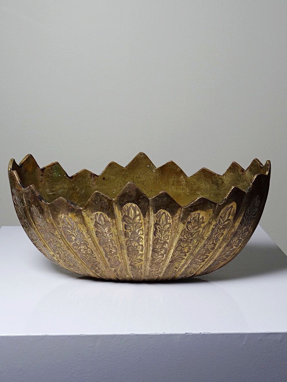 Antique Indian brass jardinière, circa 1920-1940.