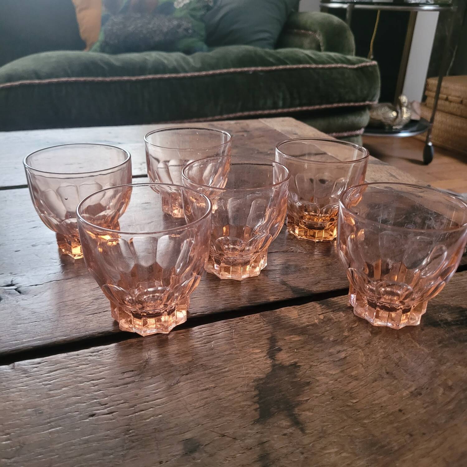 6 late Art Deco rosé glasses – molded star base