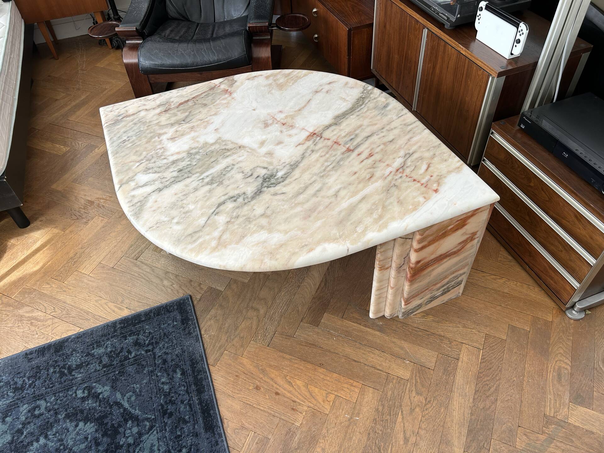 Water droplet marble coffee table design from the 70s.