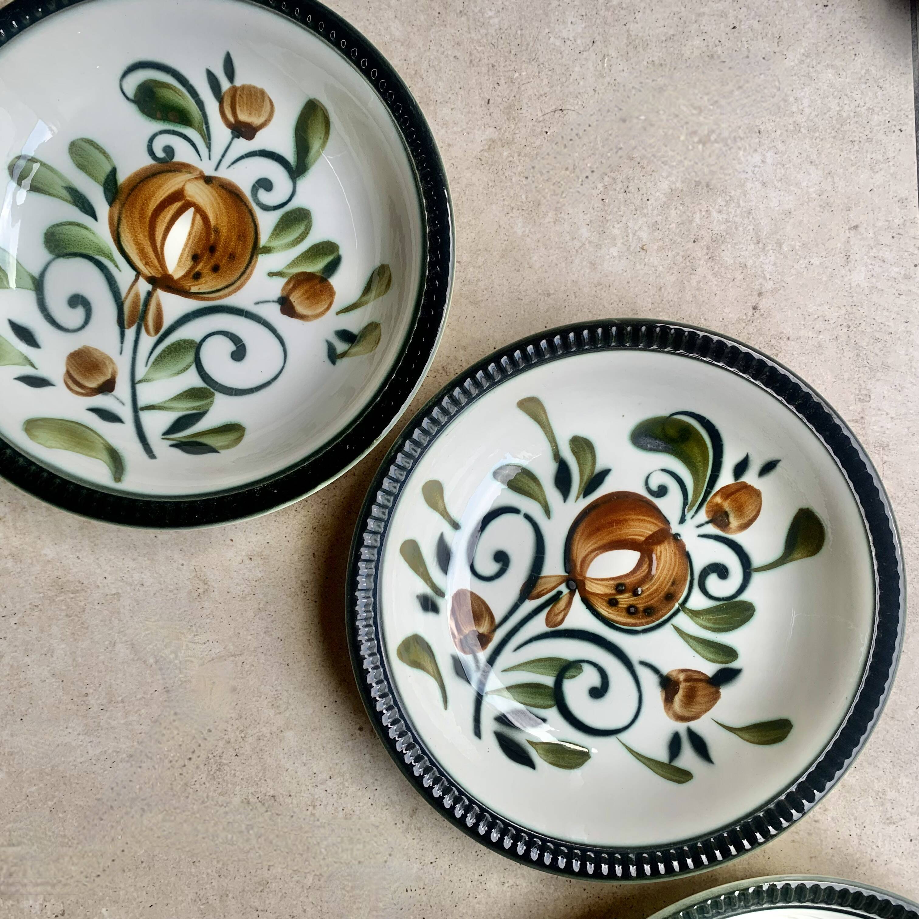 Set of 8 Boch La Louvière soup plates - Argenteuil series