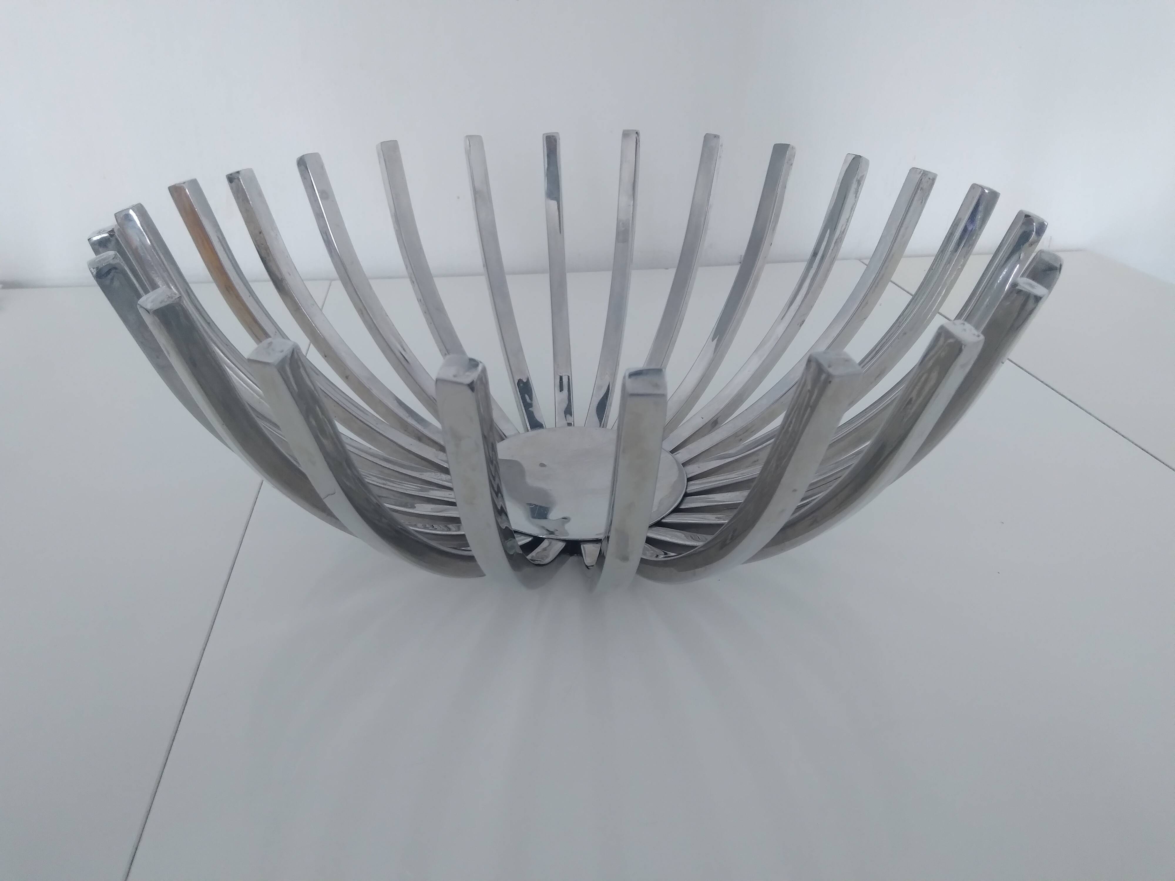 Stainless steel chrome cup