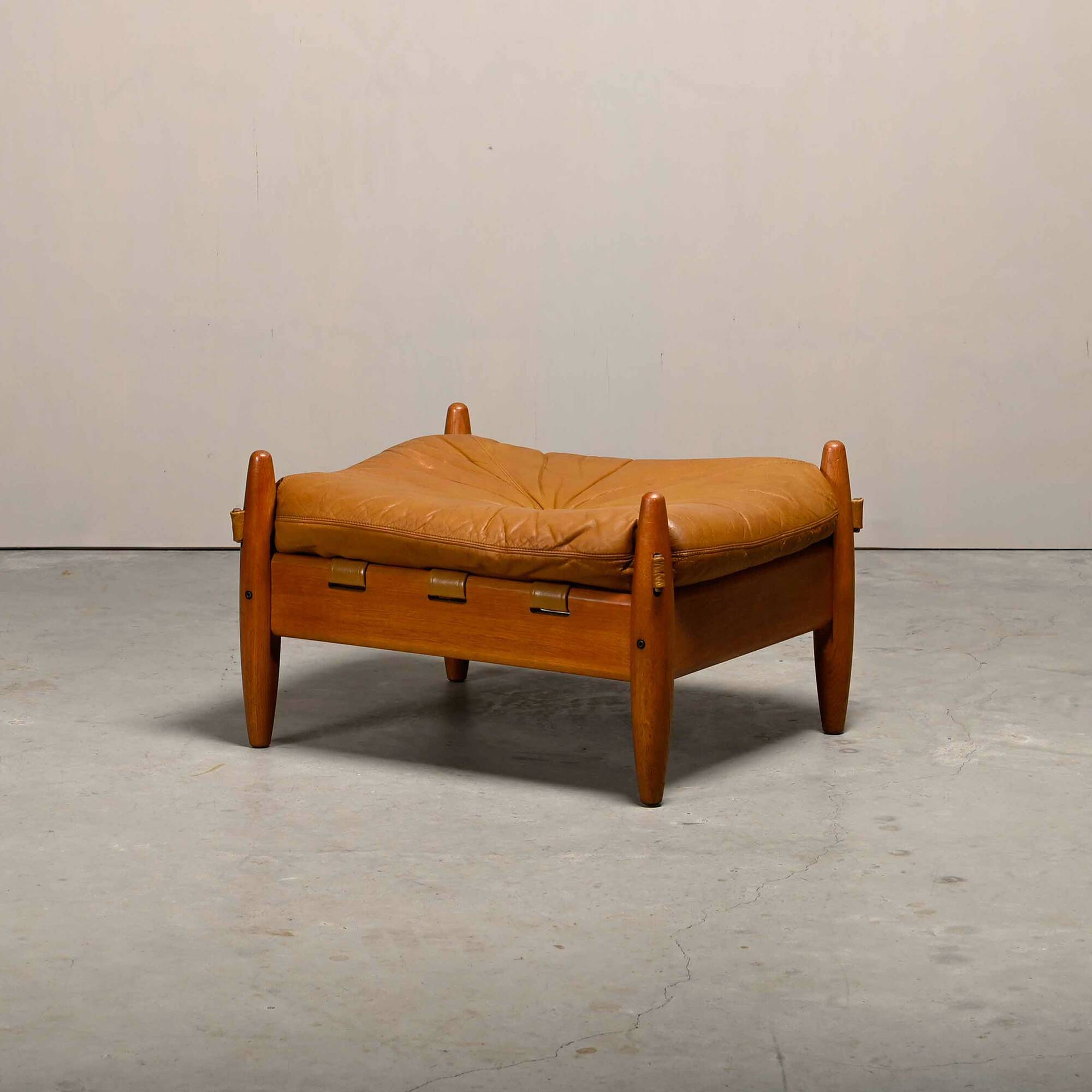 Brazilian Stool Ottoman Oak and Leather in the style of Sergio Rodrigues