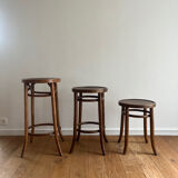 Set of 3 curved wooden bistro stools – Michael Thonet style –