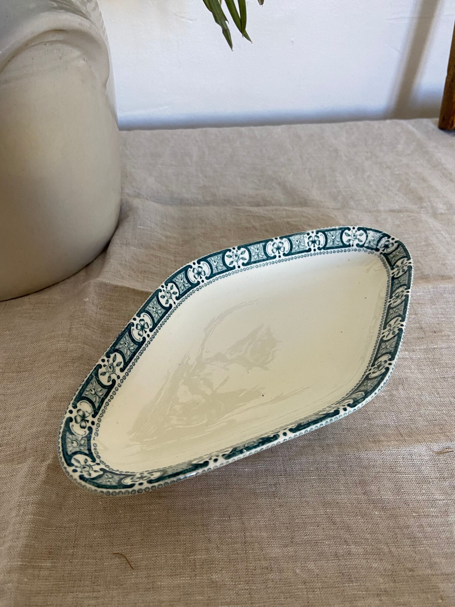 Plates flat porcelain Iron earth Vintage antique tableware