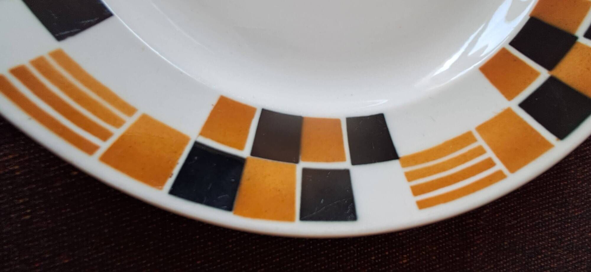 Art Deco plate Badonviller