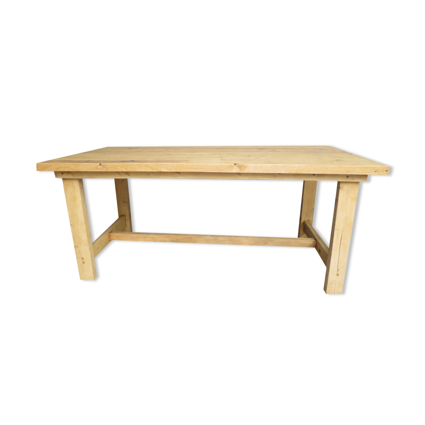 Farmhouse table made of "recycled" wood