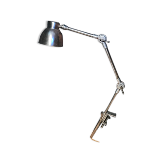 Lampe en métal articulée