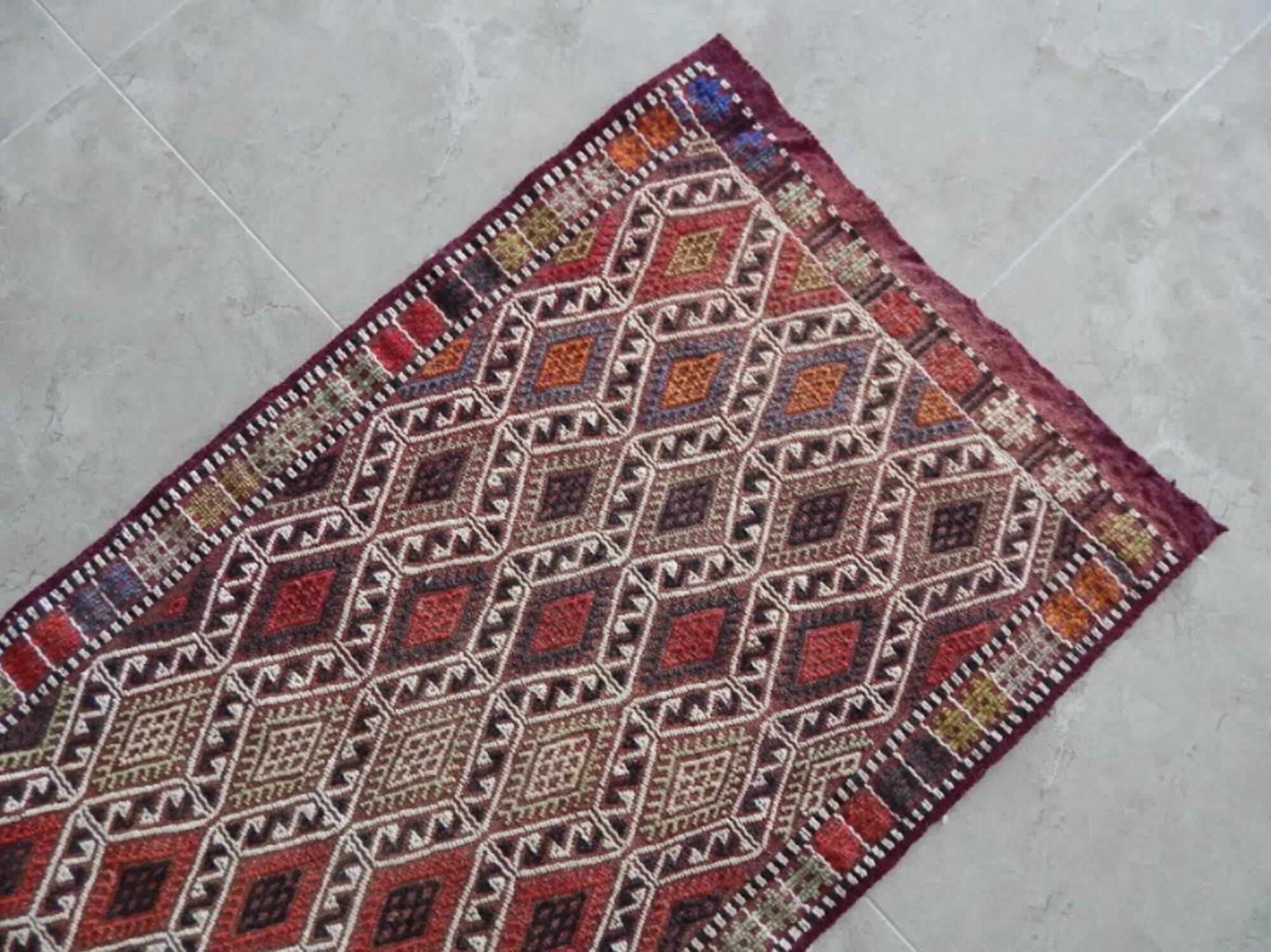 Vintage Turkish kilim handwoven 51x104 cm