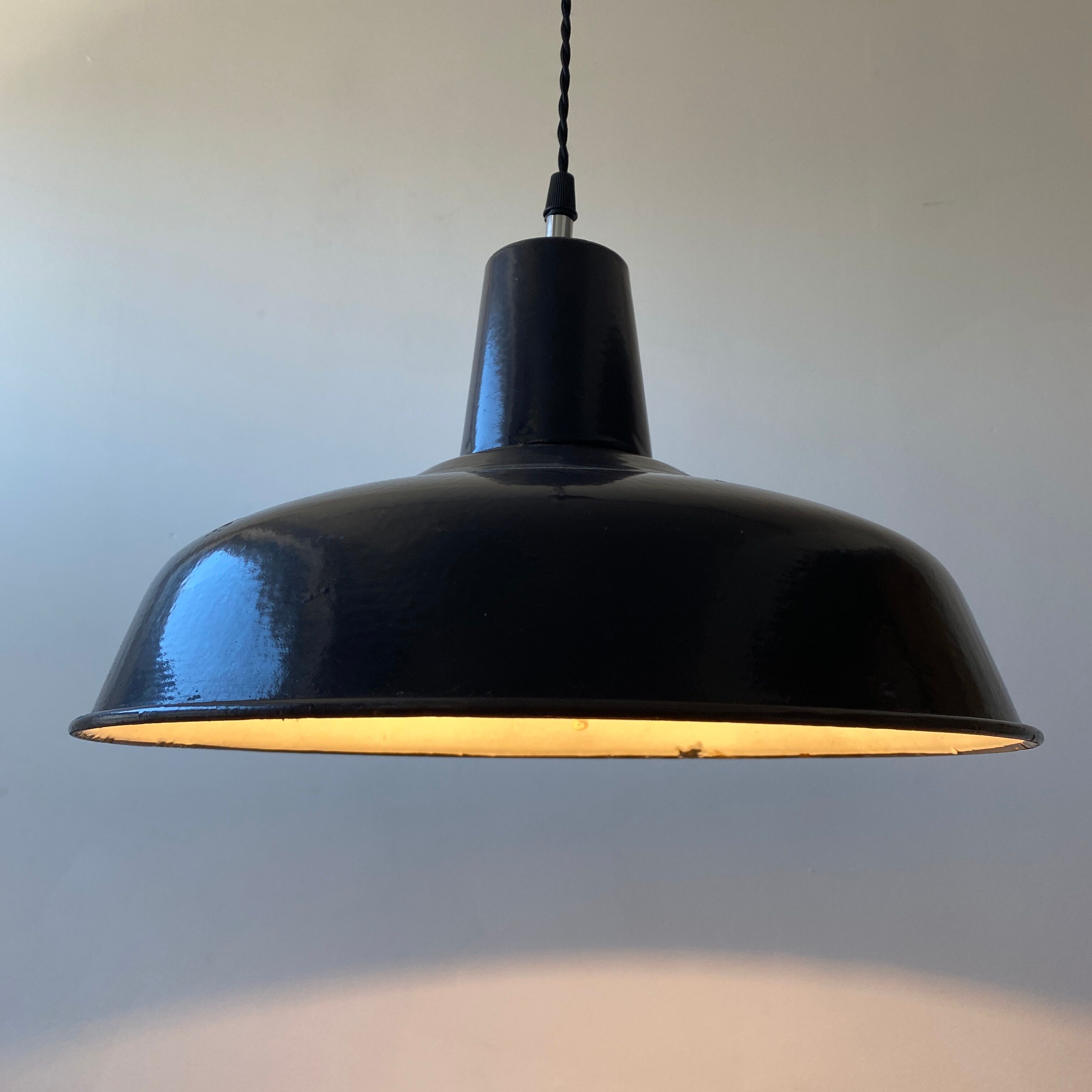 Old industrial suspension 35.5 cm