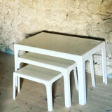 Kohtska nesting tables