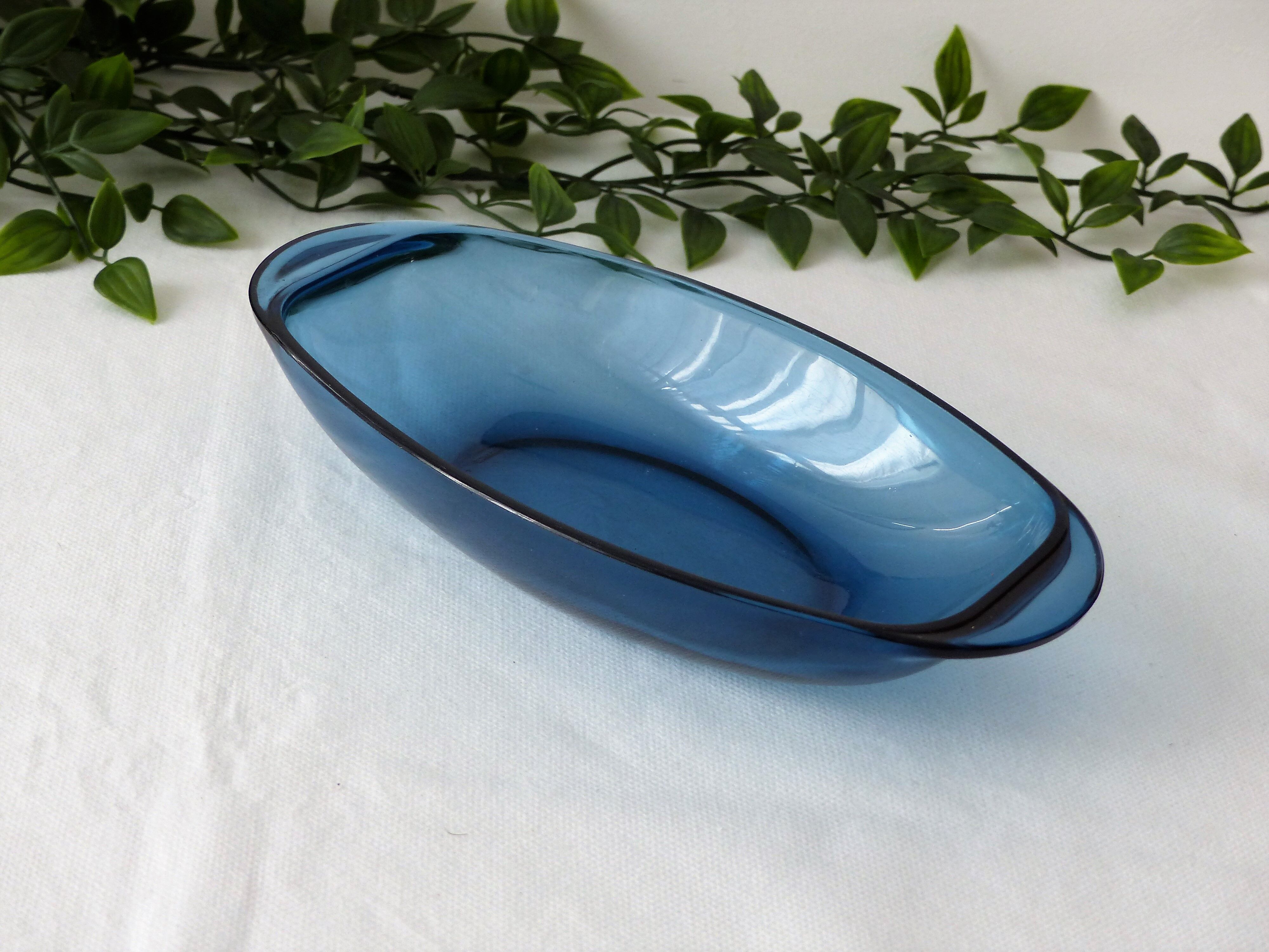 Set of 4 blue cups type Vereco