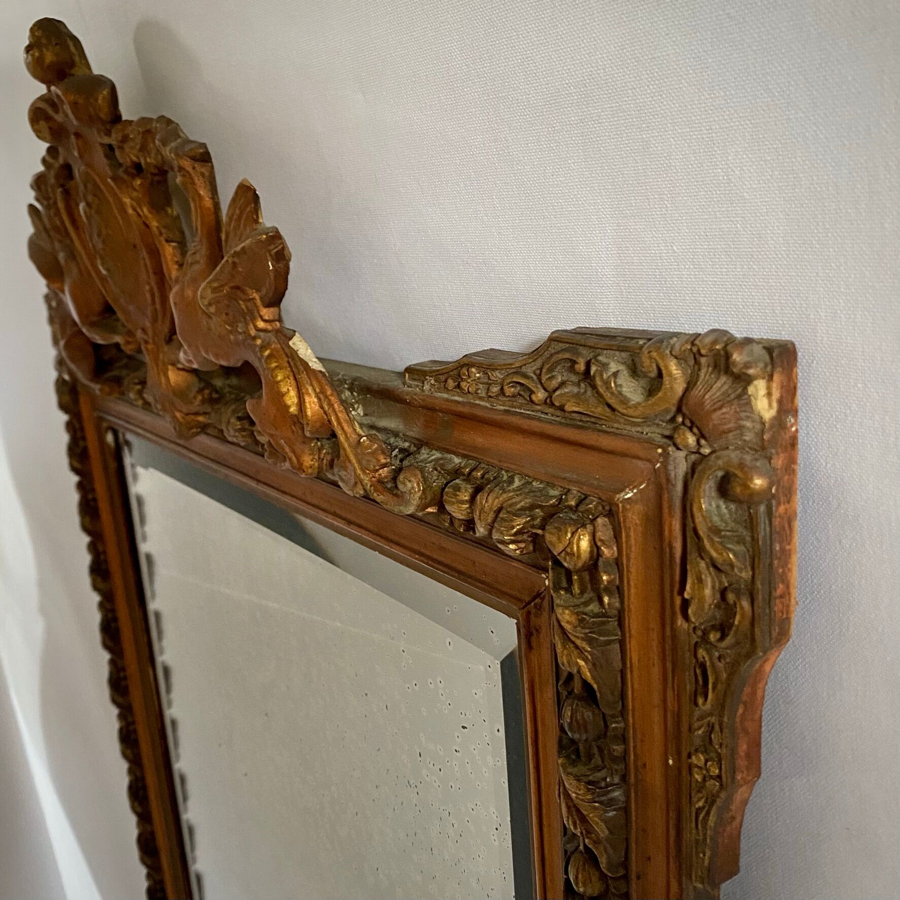 Mirror Napoleon III, gilded with pediment - 105x67cm