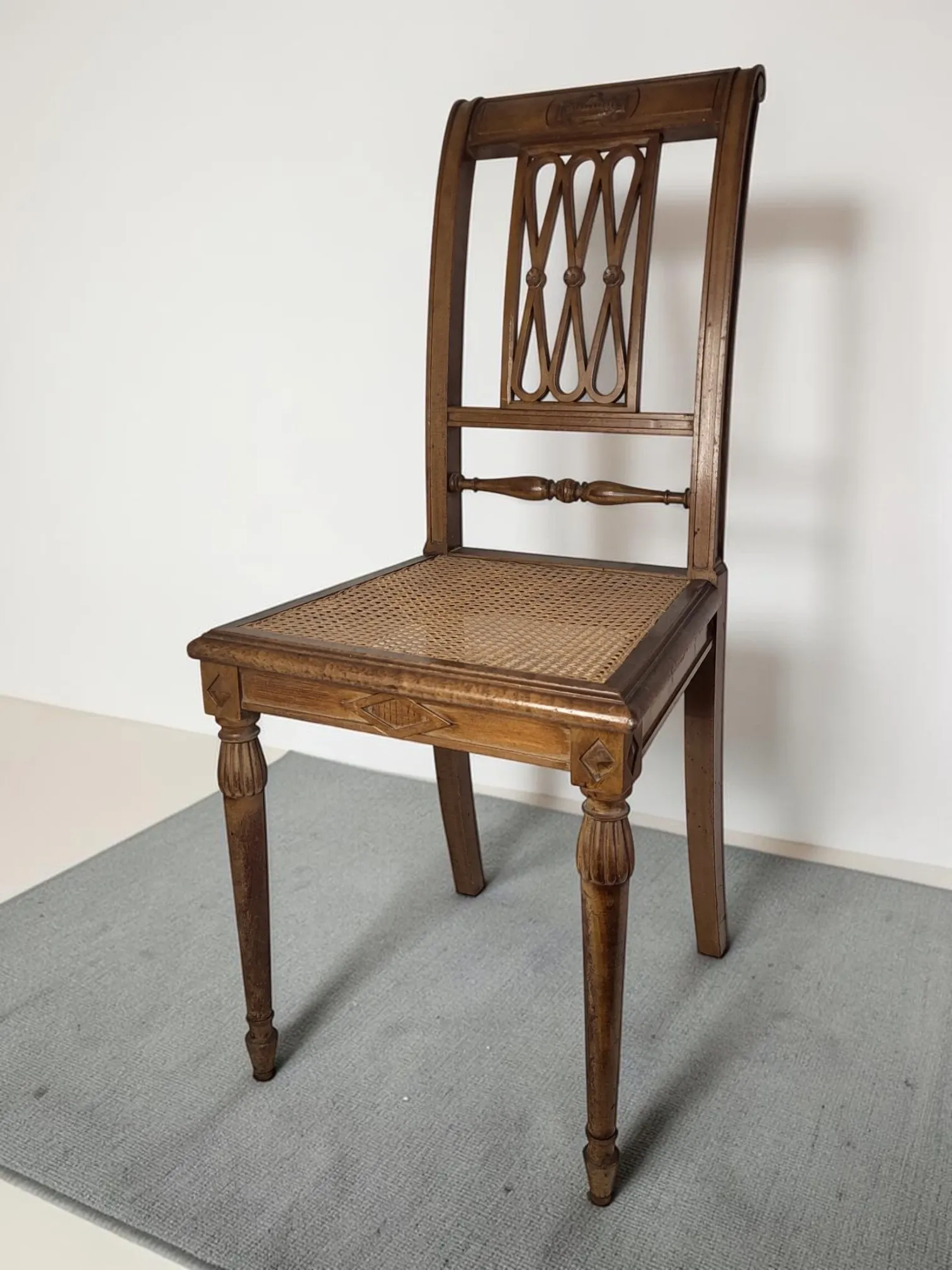 Caned chair Directoire / Louis XVI style