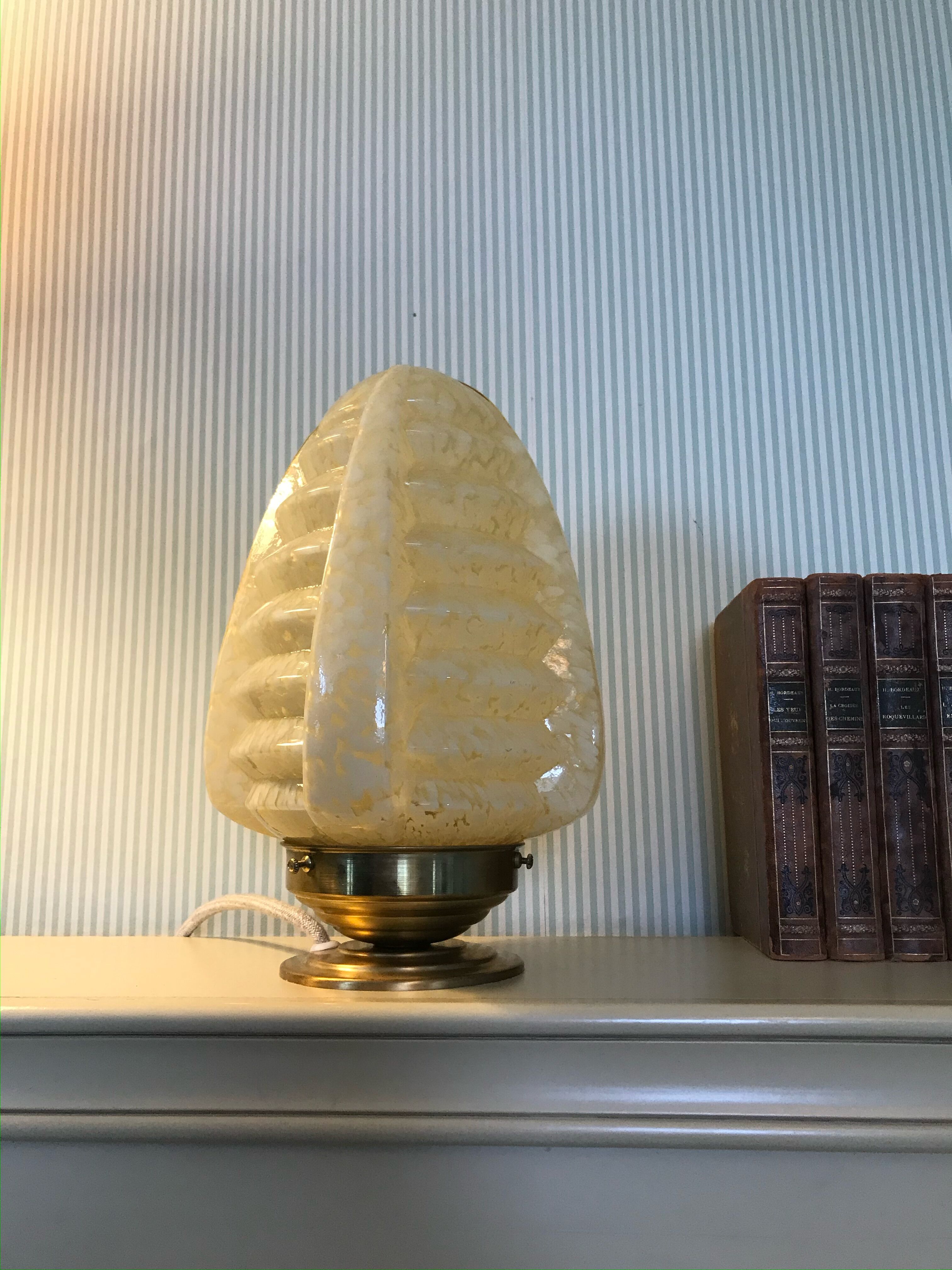 Table lamp Art Deco Skyscraper glass Clichy yellow