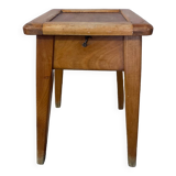 Tabouret avec compartiments