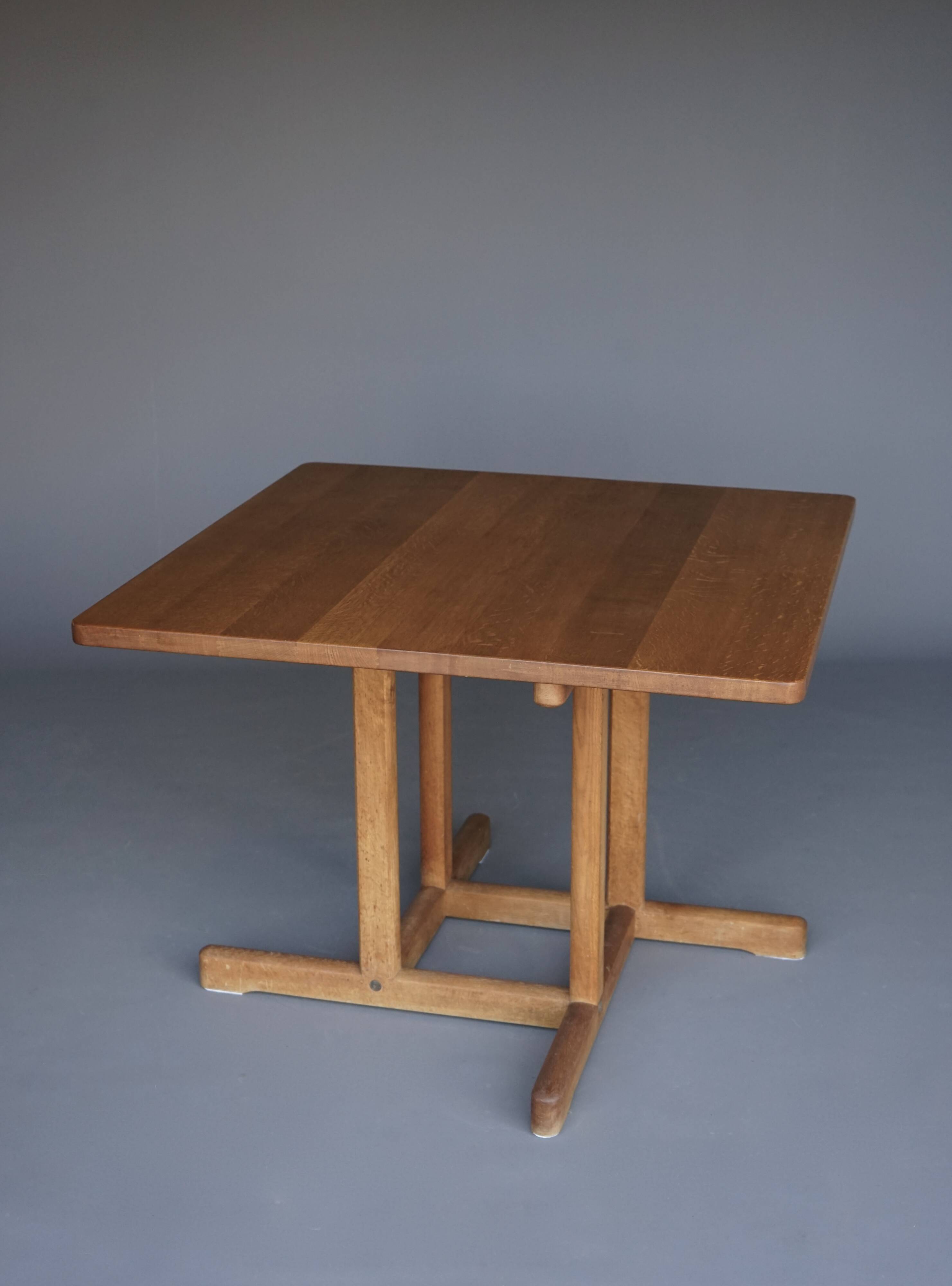 Dining table Børge Mogensen model 6288 for Fredericia Stolefabrik Denmark,
