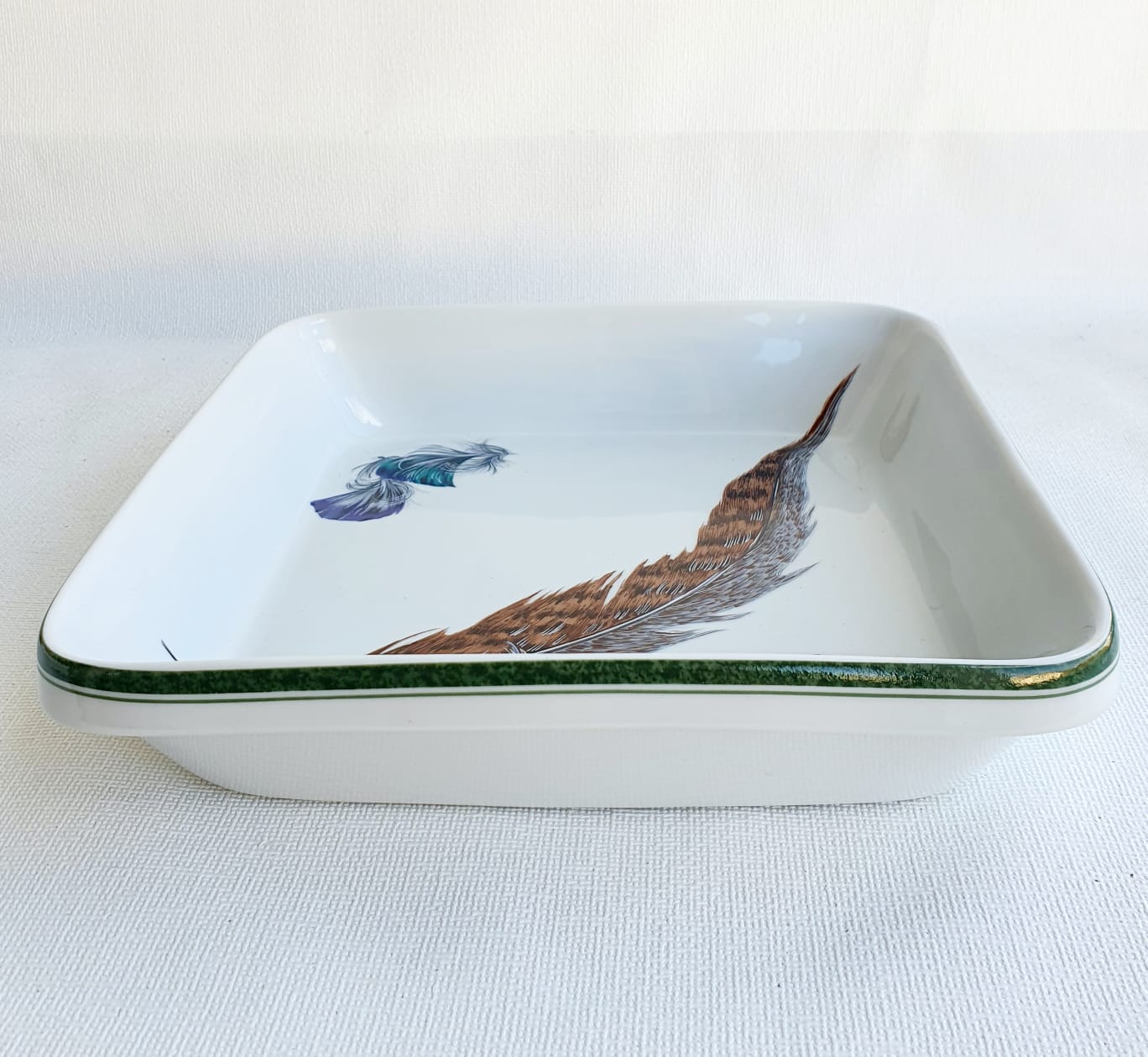 Porcelain dish