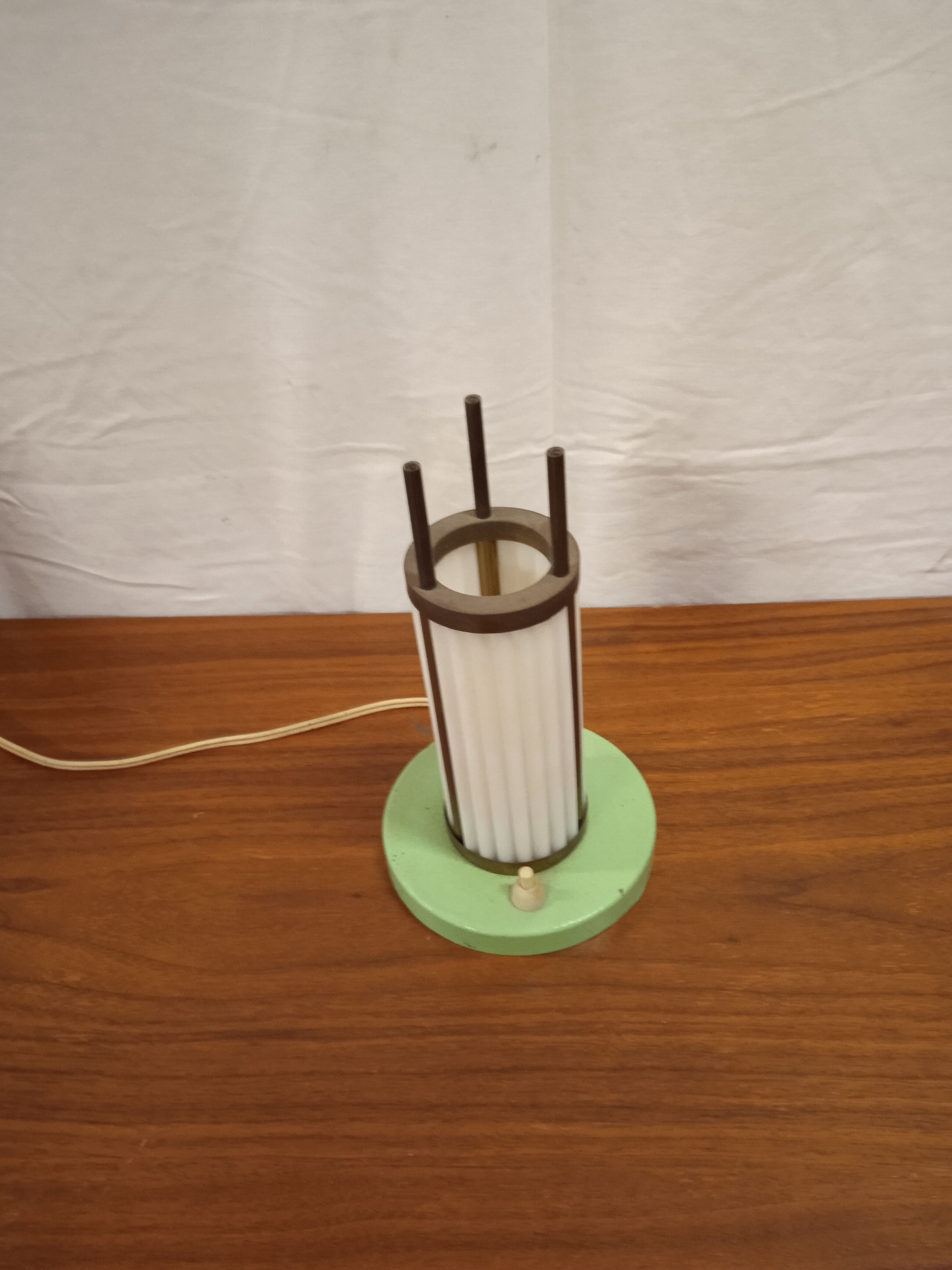 Small Art Deco mushroom lamp in lacquered metal