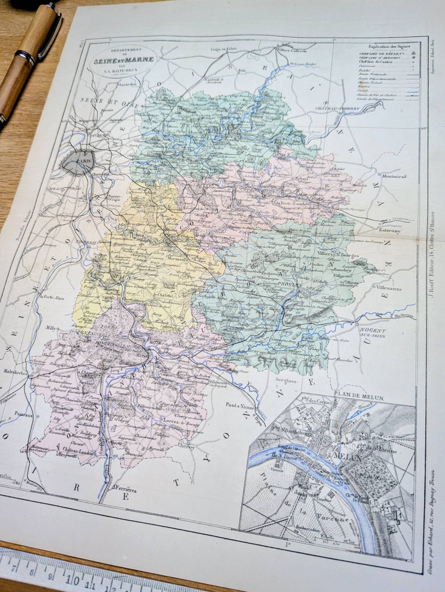 Map of Seine-et-Marne, printed in 1883.